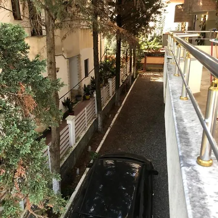 Tafilaj アパート